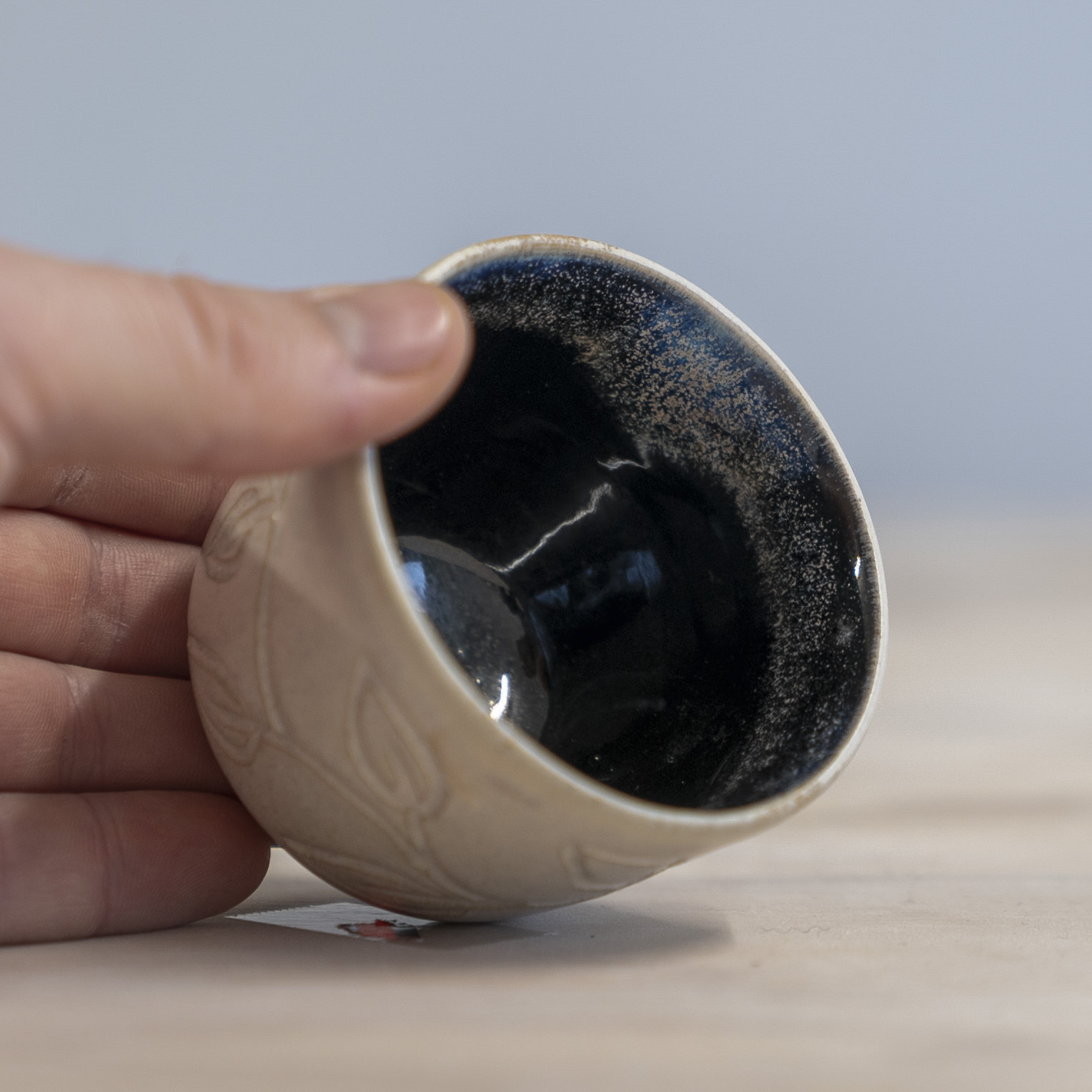 Small silk matte cup - Image 2