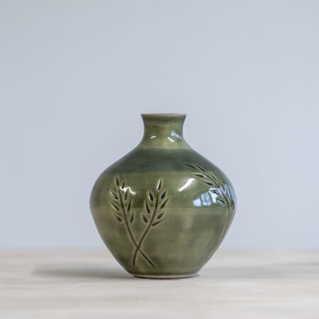 Pine green budvase